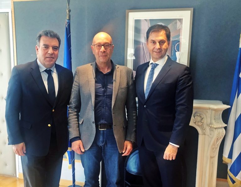 konsolas_stantzos_theoxaris