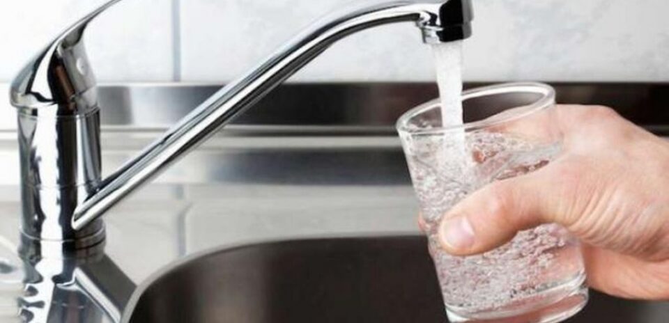 Ένα ποτήρι νερού