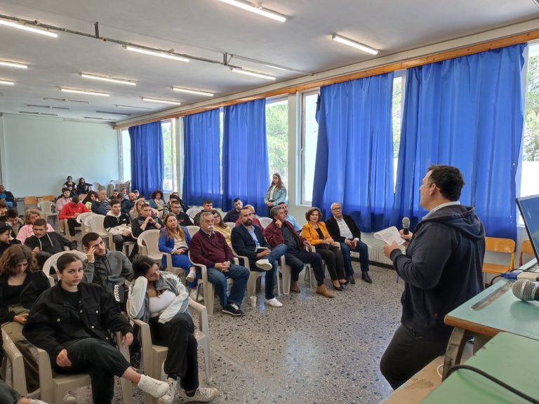 ΔΙΕΥΘΥΝΤΗΣ ΕΠΑΛ ΚΑΡΛΟΒΑΣΙΟΥ