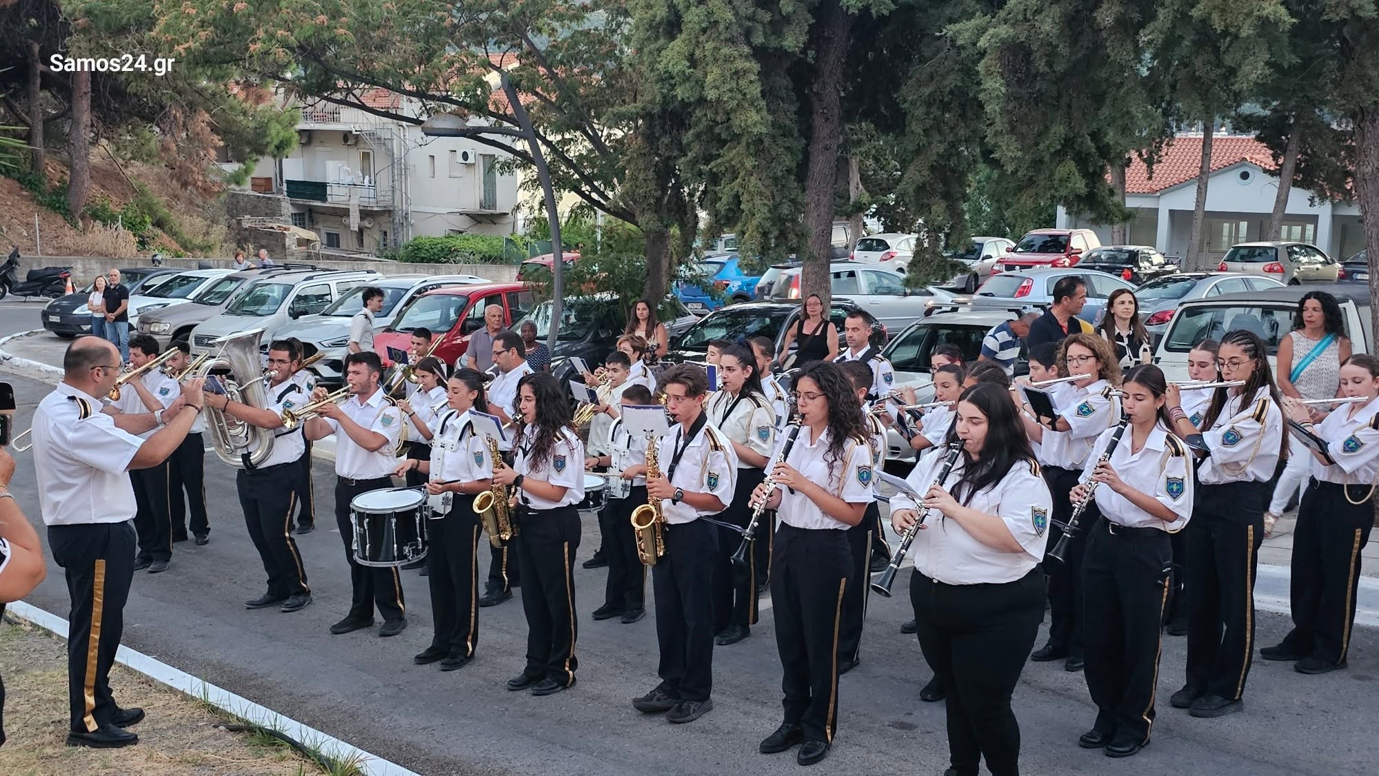 Πλήθος κόσμου τίμησε τον Άγιο Παντελεήμονα στο Νοσοκομείο Σάμου