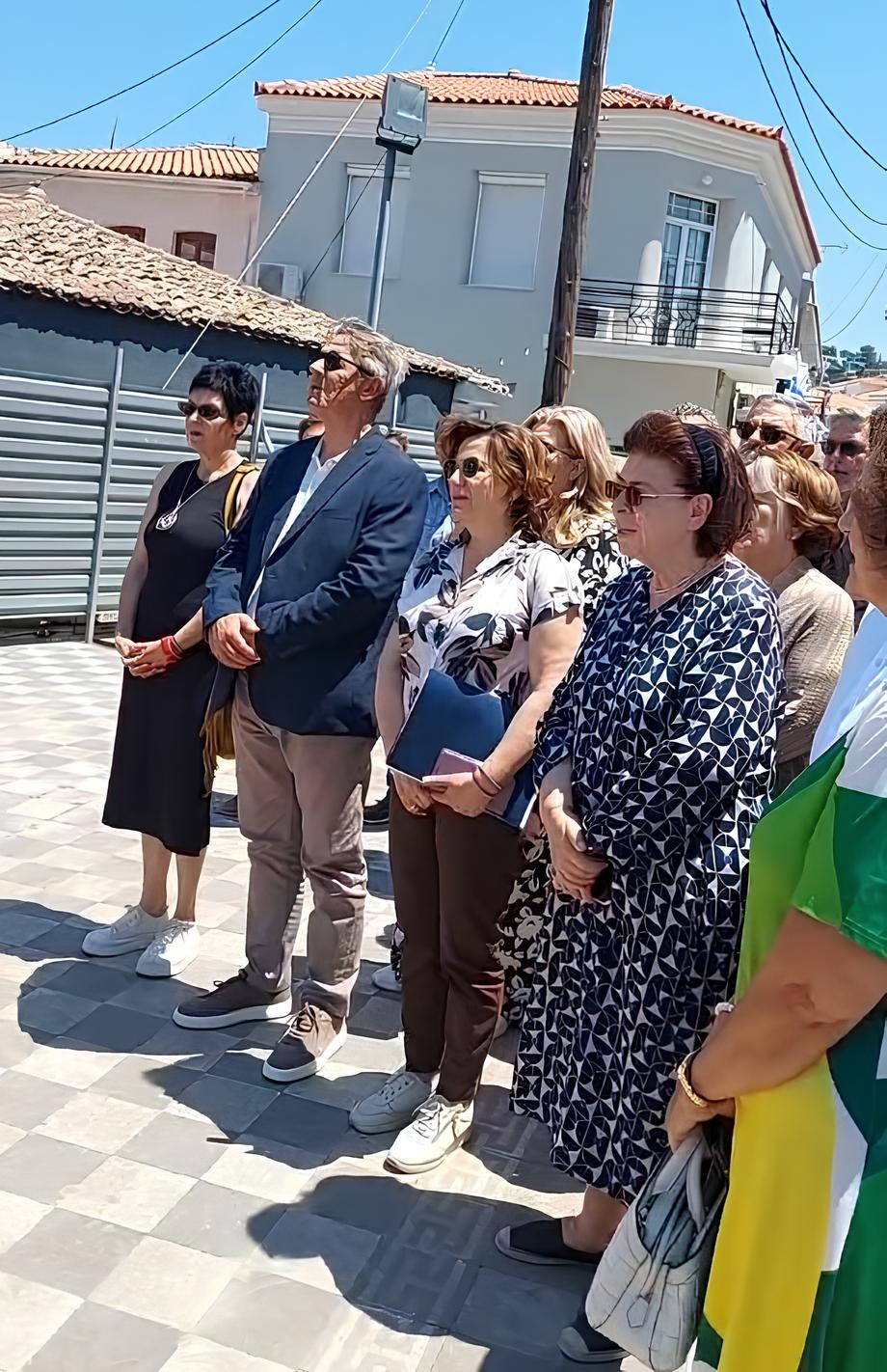 Καρλόβασι: Εγκαθίσταται ο ανάδοχος για την επισκευή του σεισμόπληκτου ναού Κοιμήσεως της Θεοτόκου παρουσία Μενδώνη